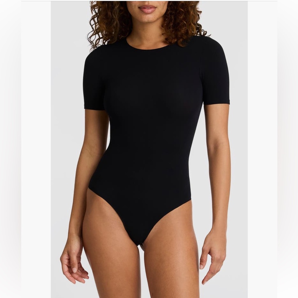 COMMANDO Ballet Short Sleeve Bodysuit | Black | Size OS